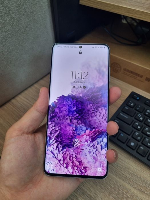 Samsung Galaxy s20 plus 128gb