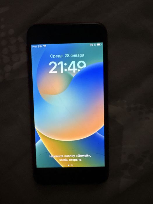 Продам айфон в идеальном состояний