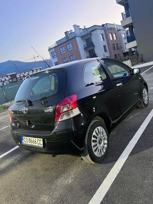 Toyota Yaris 1.3 - 6 скорости