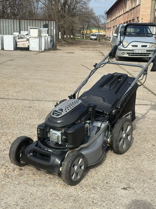 Бензинова стартерна косачка със самоход