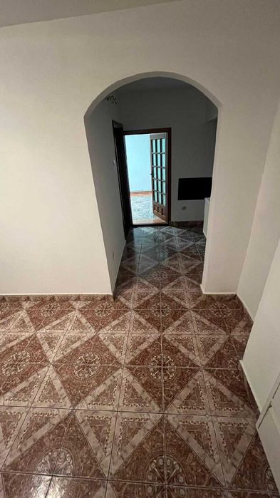 Vand apartament 4 camere