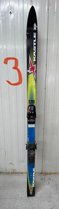 Продавам различни размери ски