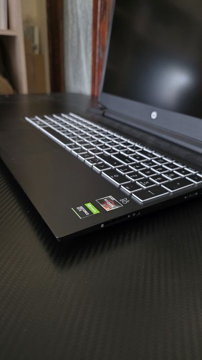 Laptop Gaming - HP Pavilion 15 - 32GB RAM