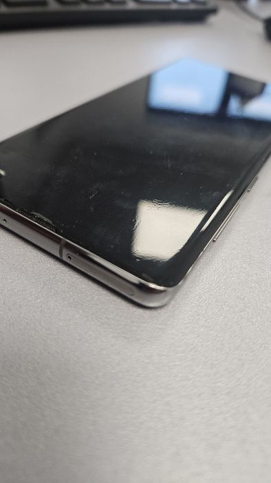 Samsung S10+ plus, pata pe display, 100% funcțional