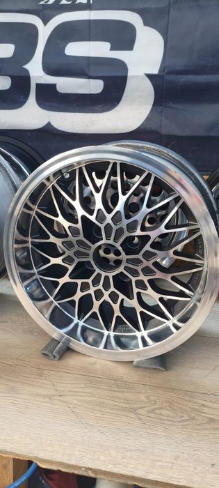15 цола MIM 1400 7J ET20 4X100