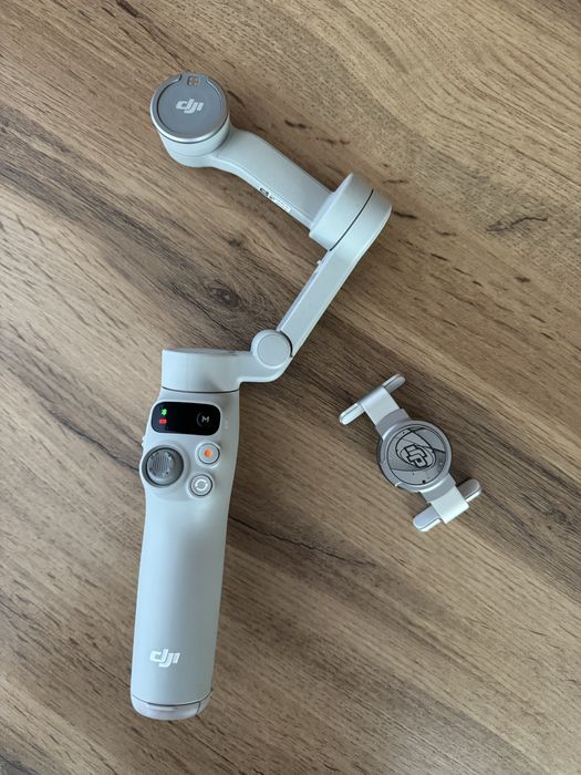 Стабилизатор DJI Osmo Mobile 7