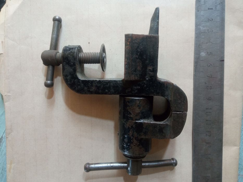 Мини тиски для мелких работ