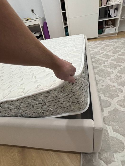 Продается кровать