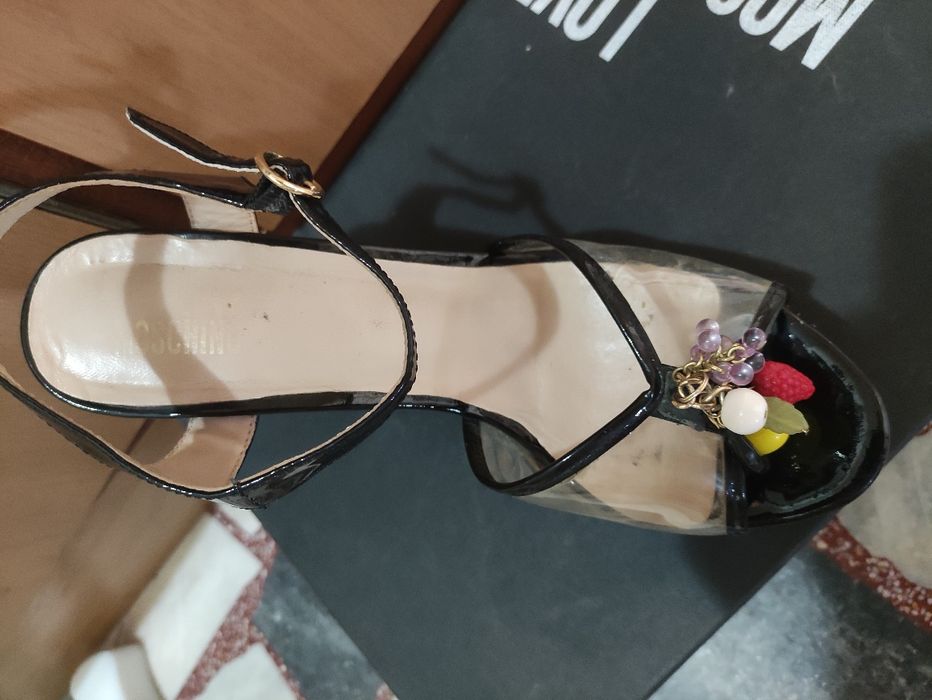 Оригинални сандали Love Moschino