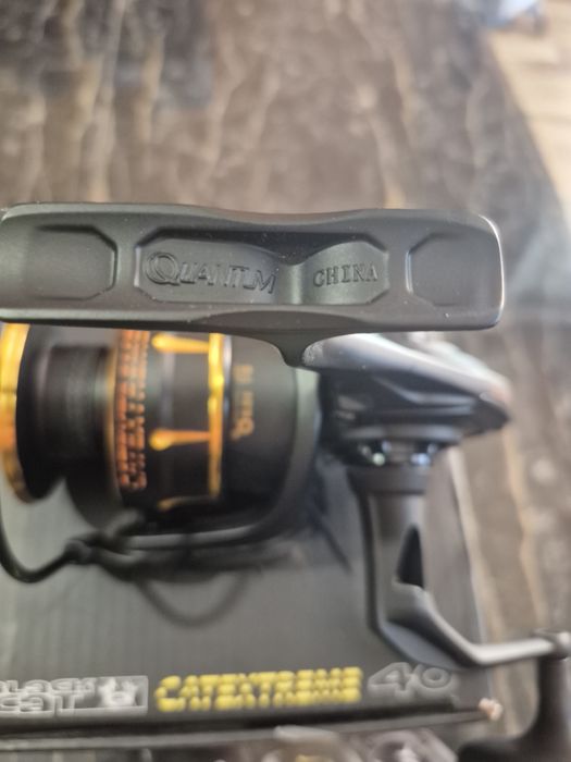 Продавам нова спининг макара за сом