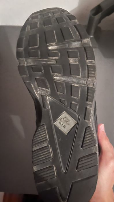 Кроссовки Nike б/у