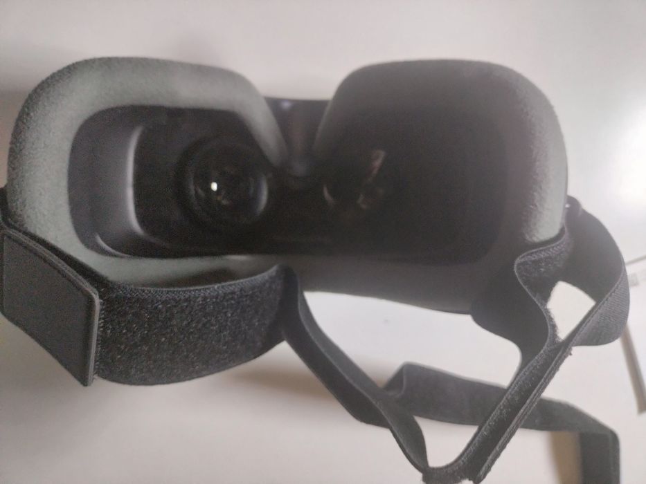 Samsung Gear VR with controler