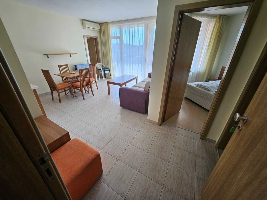 Продава се Тристаен апартамент в к.к. Слънчев бряг - 86 кв.м за 1105 €/кв.м - Снимка #4