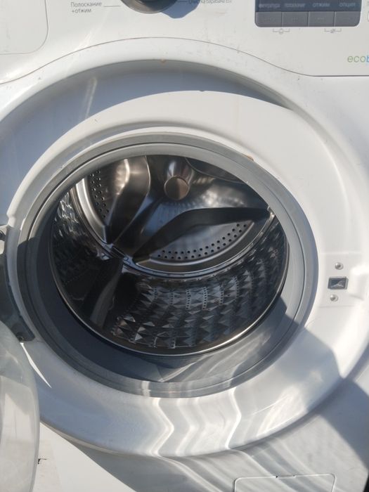 Прода стиральную машину 12 кг