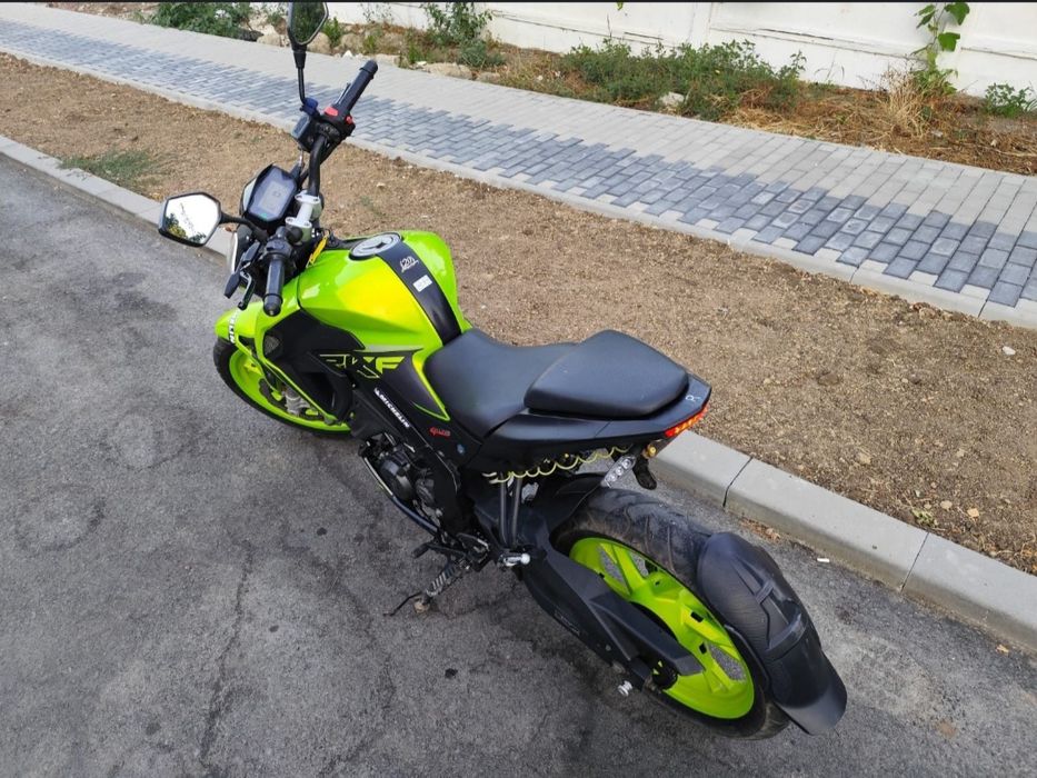 Vând sau schimb cu auto keeway rkf 125 CC