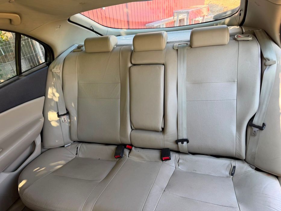 nissan primera 2.2