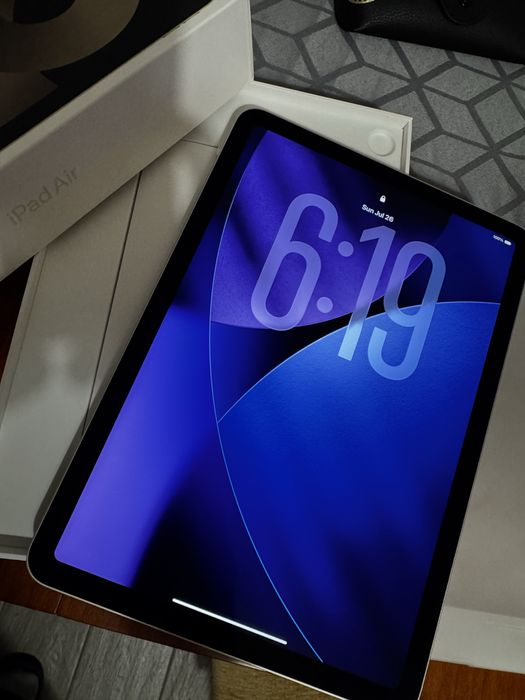 iPad Air (5th Generation) Wi-Fi 256gb