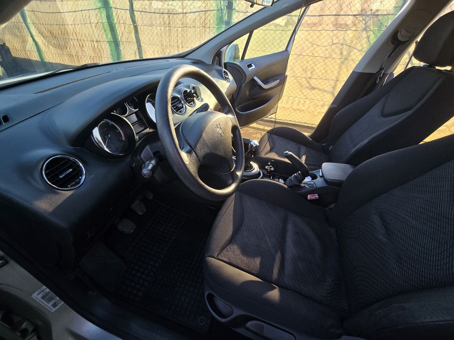 Peugeot 308 din 2008 1.6 vti 120cp