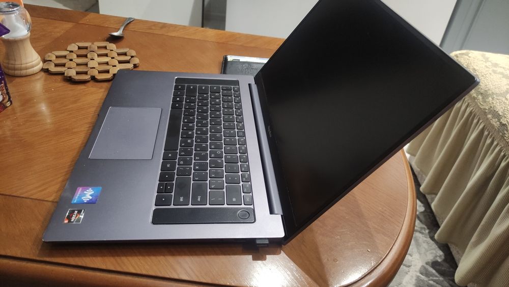 Ноутбук HONOR MagicBook 16", память 8/512 ГБ