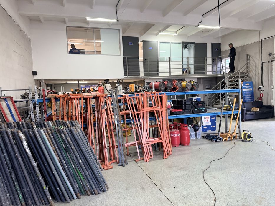 Аренда прокат инструмента и оборудование стремянка лестница трансформе