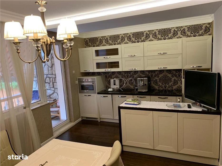 Casa 6 dormitoare l 500 MP l  3 Bai l Garaj l Zona Cetatuie