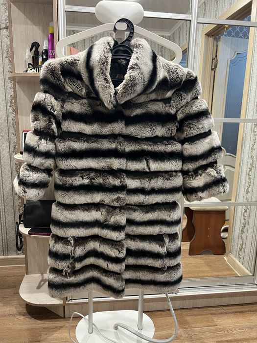 Продам шубу из меха бобра