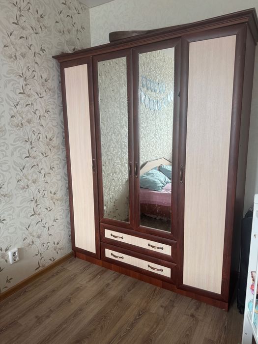 Спальный гарнитур