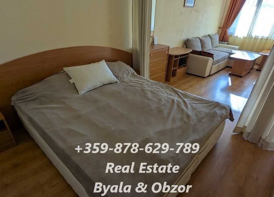 Просторен едностаен апартамент с кът за спаня в гр.Обзор