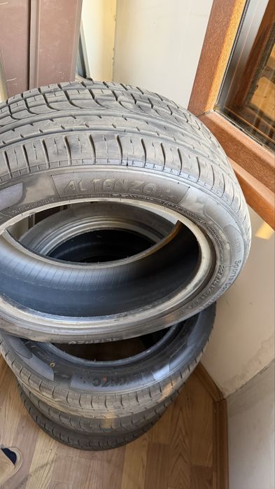 Продам летние резины