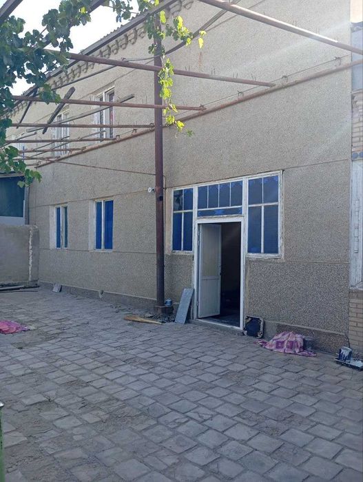 Бухоро вилоят Коракул туманида участка сотилади