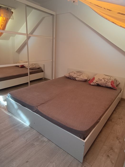 Închiriez apartament cu două camere in regim hotelier