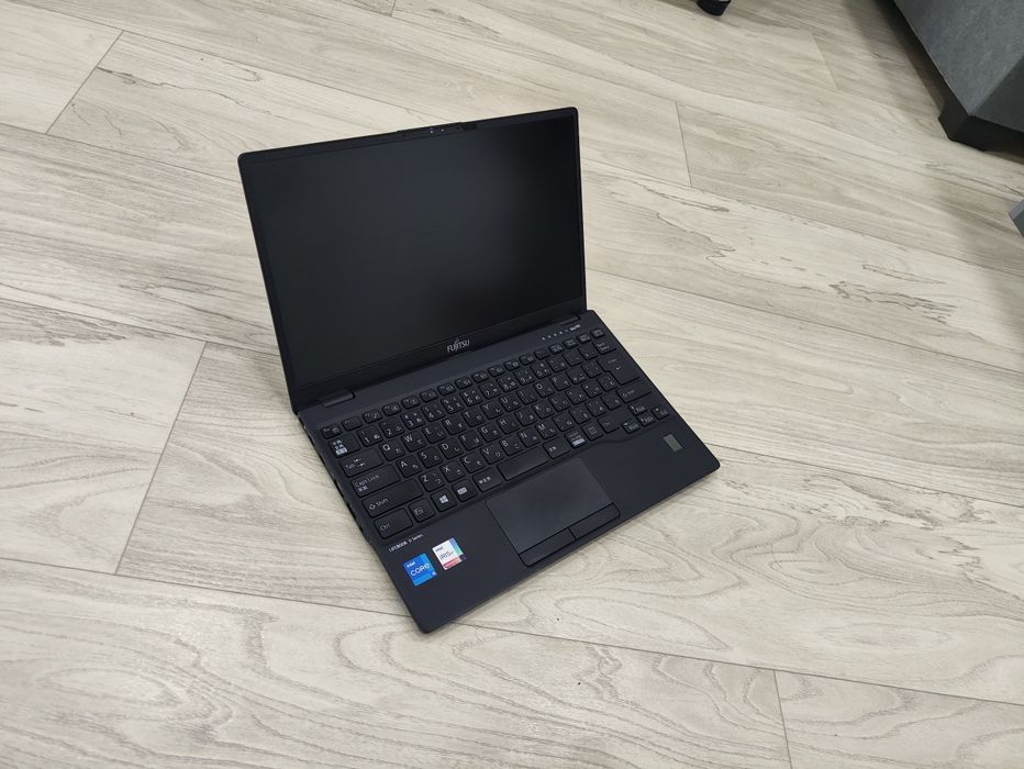 Fujitsu Lifebook U9311F I5 1135G7