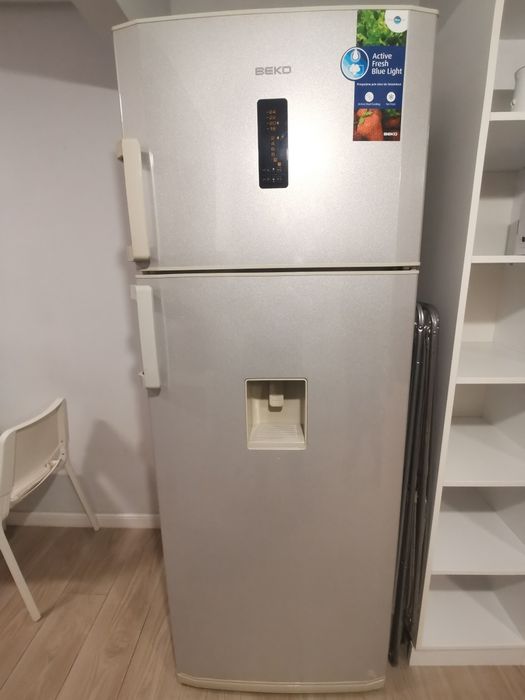 Vând combina frigorifica BEKO - Total No Frost