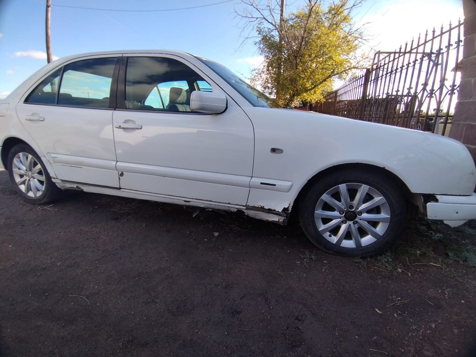 Продам Мерседес w210