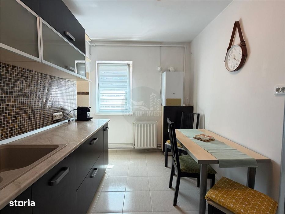 Apartament 3 camere 2 bai si balcon zona Turnisor