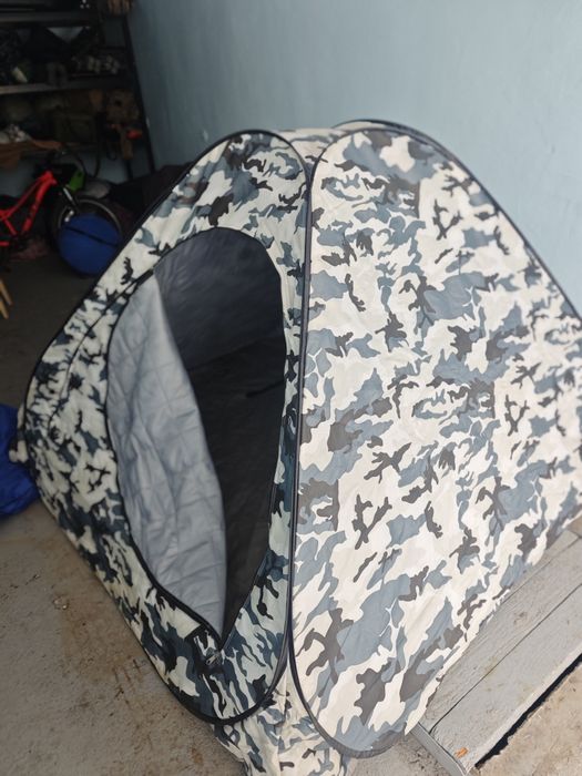 Продам 2 палатки