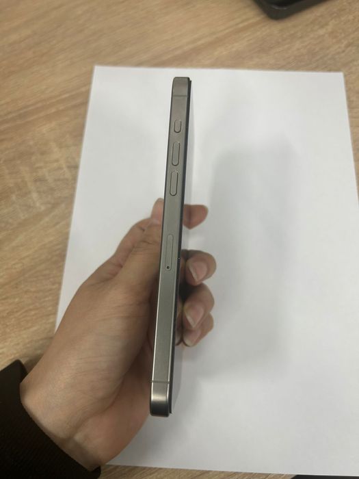 Продам Iphone 15 pro max 512gb