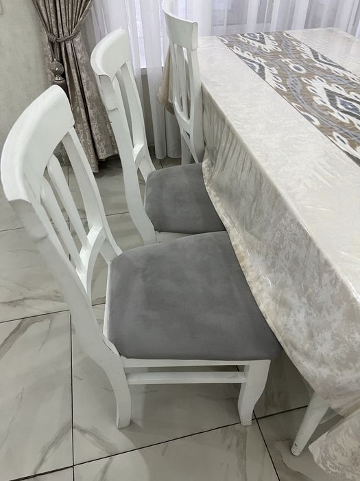 Стол стулья штучно