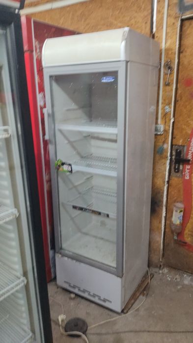 Витринные холодильники с доставкой