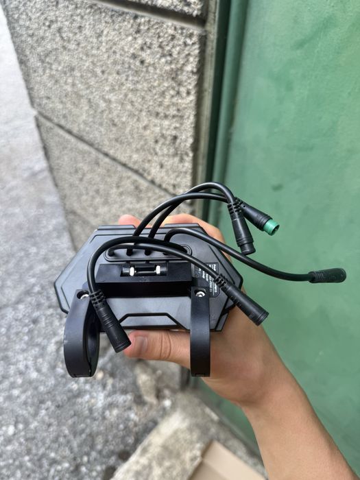 Дисплей за KuKirin g2 master стария модел чисно нов