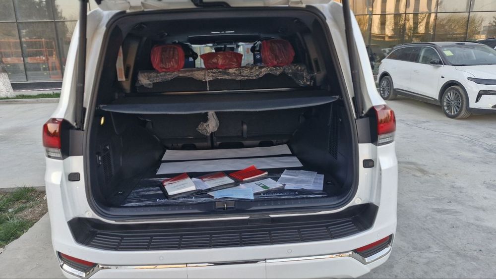 Toyota LahdÌ Cruier vx японка 300 3.5 L twin turbo 2024йил фул пазитси