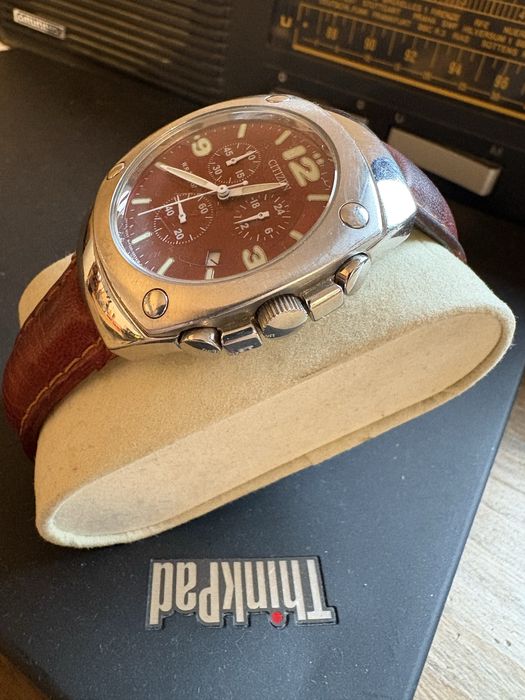 Citizen Chronograph – Red Dial (Early 2000s)