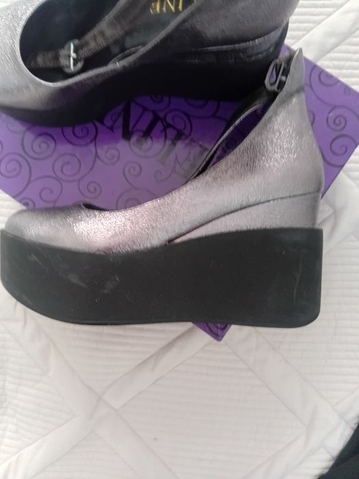 Продаются туфли новые