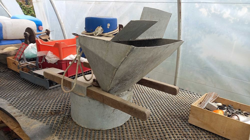 Tocator de mere, pere, gutui