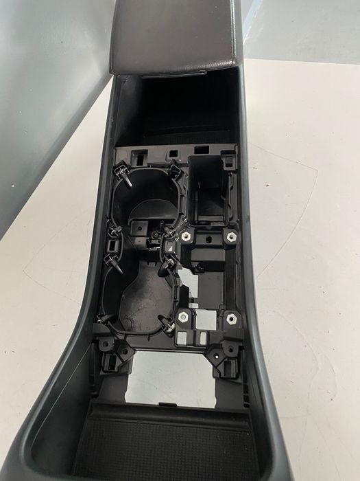 Consola cotiera VOLVO XC40 2019 32352198