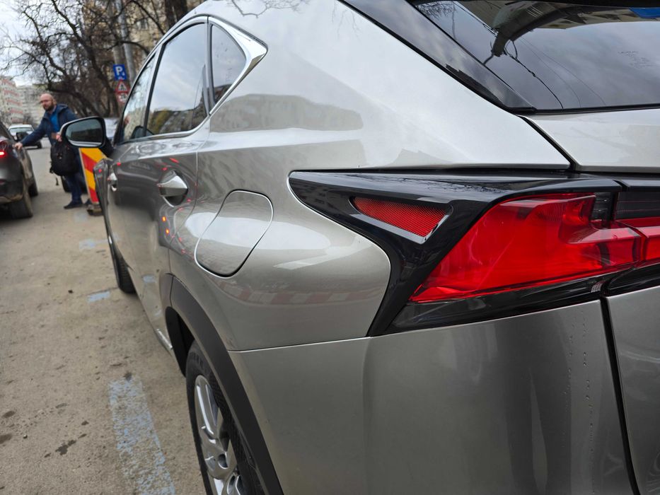 LEXUS NX 300H 4x4 Plafon Panoramic