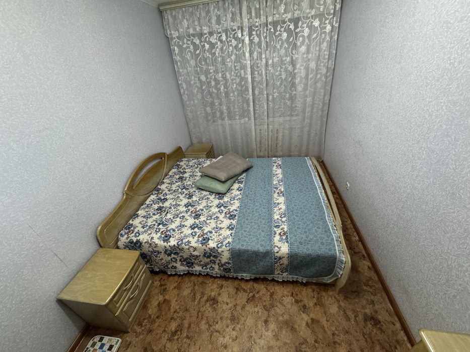 Продам спальный гарнитур