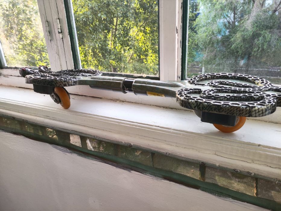 Продам металлический скейт