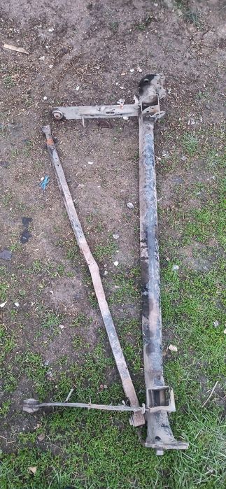 Задняя балка на Ауди Б3