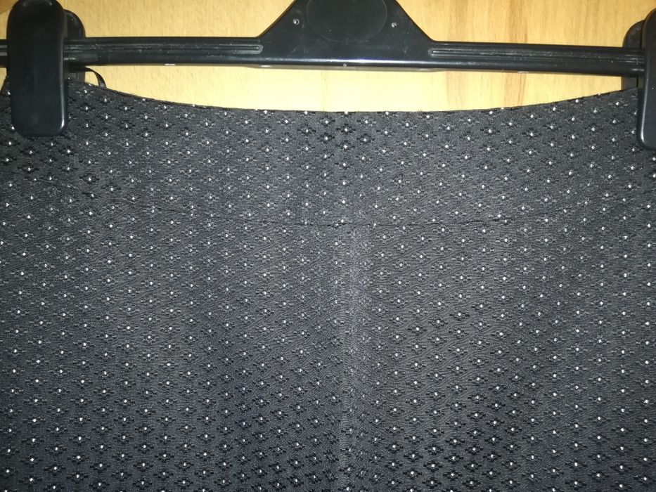 Fusta neagra eleganta dama 40